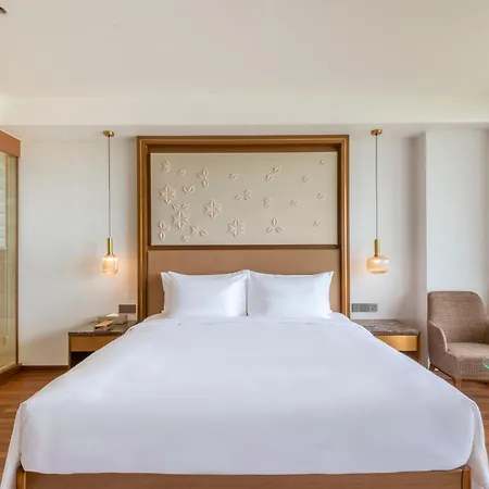 Koi Resort & Residence Da Nang Exterior photo
