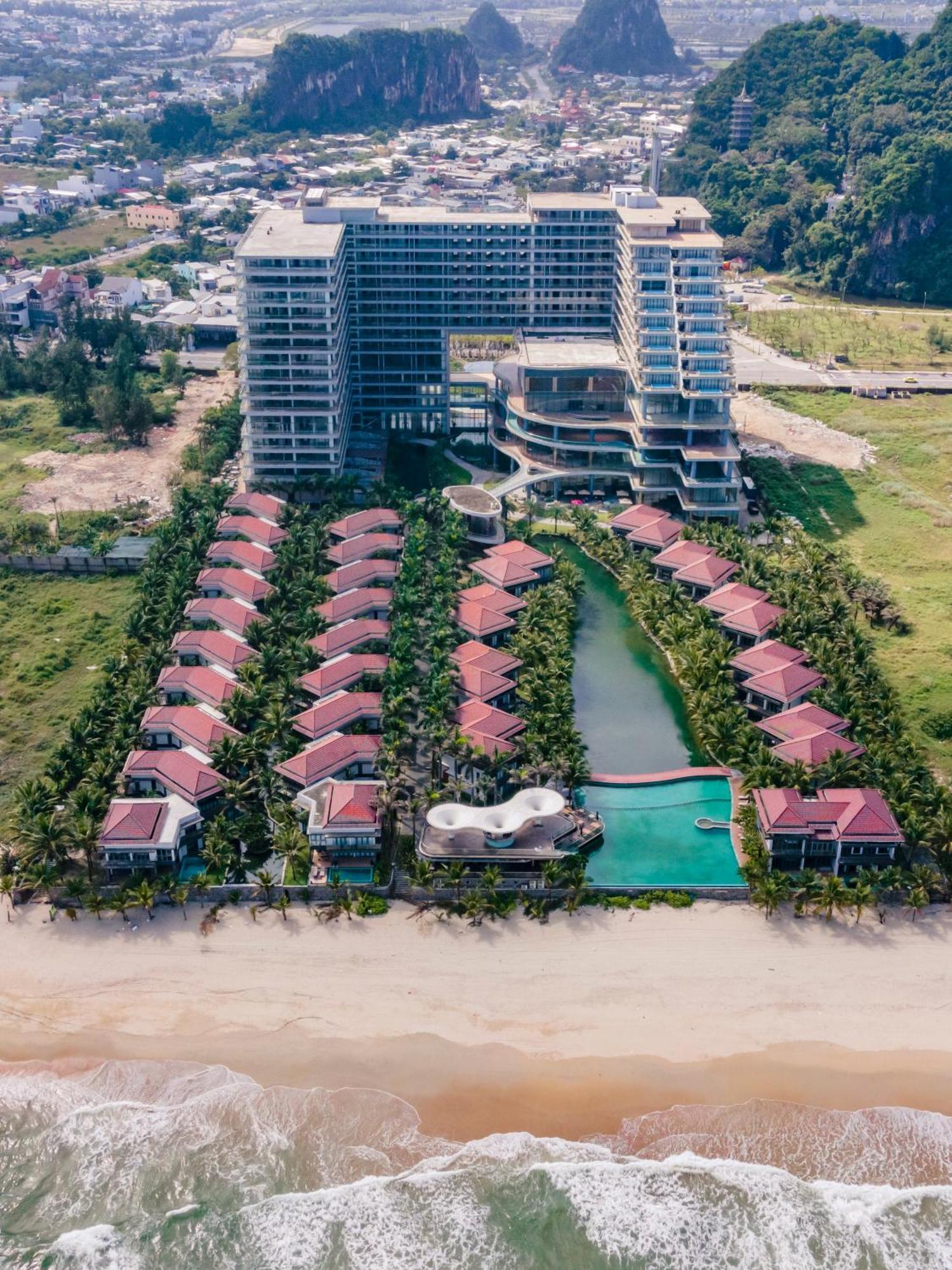 Resort Koi &