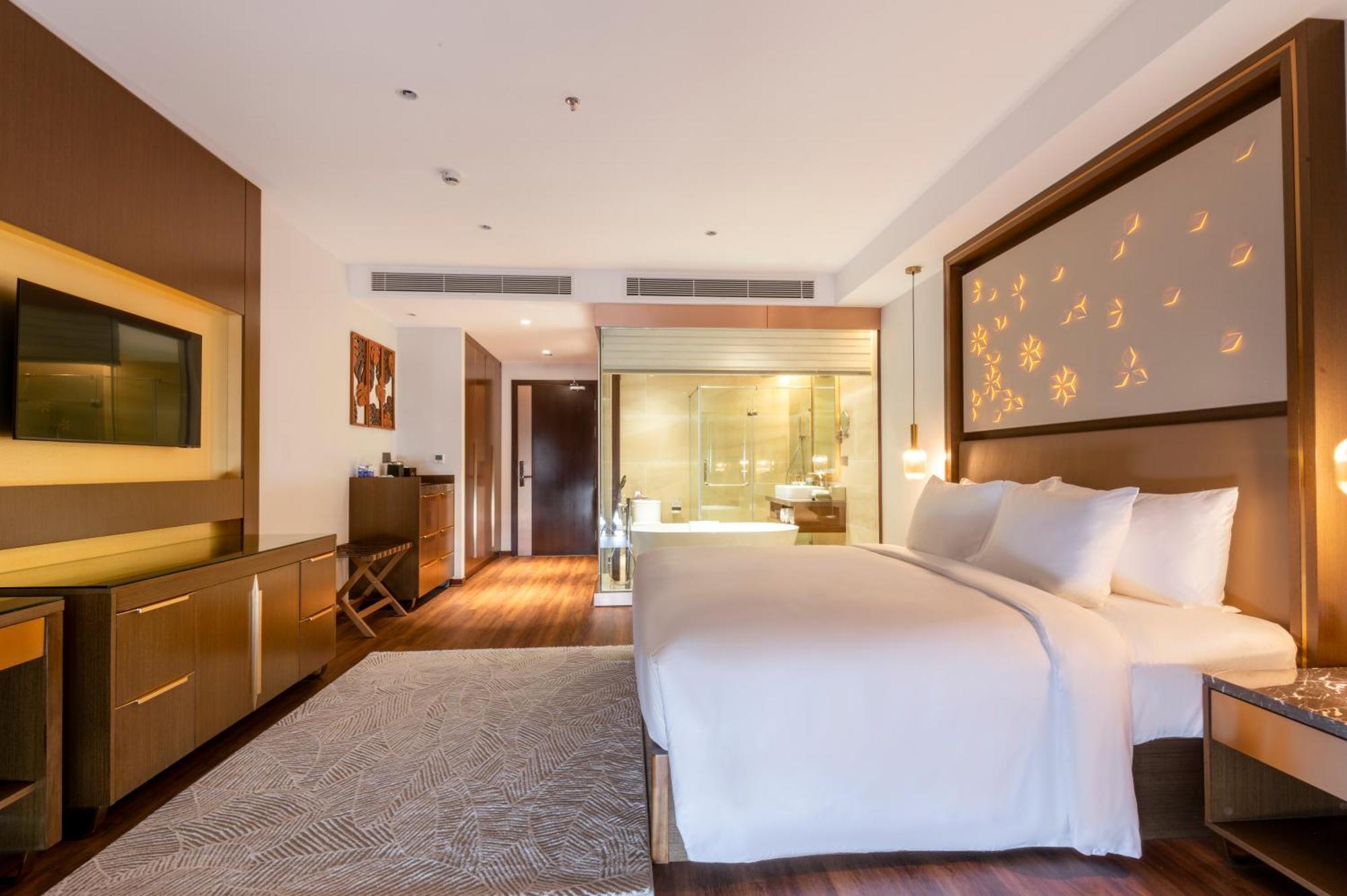 Koi & Resort Da Nang